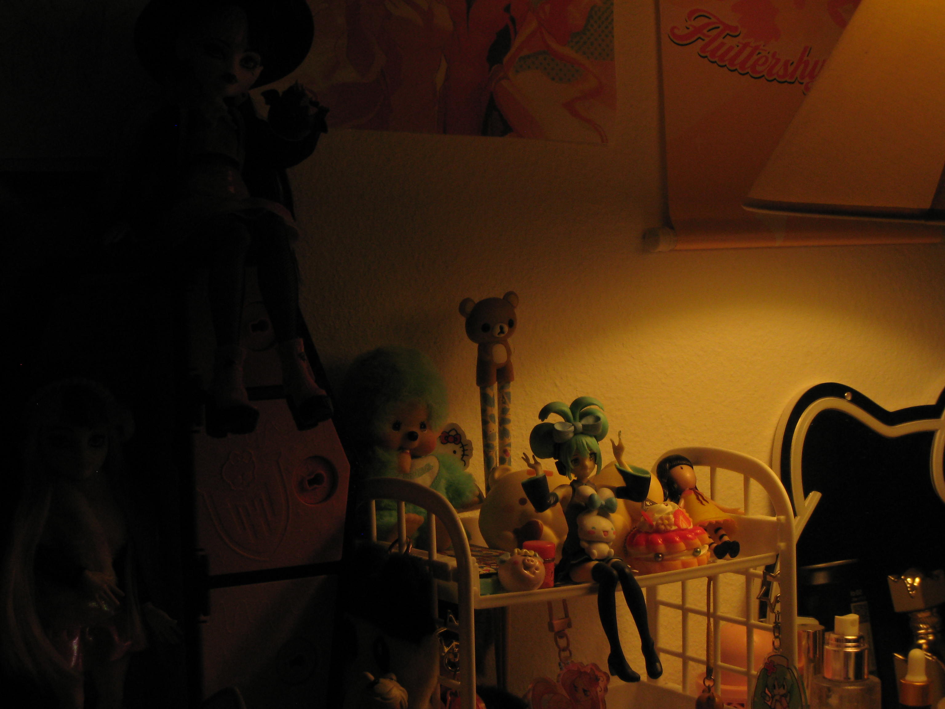 A glimpse of Lin's room